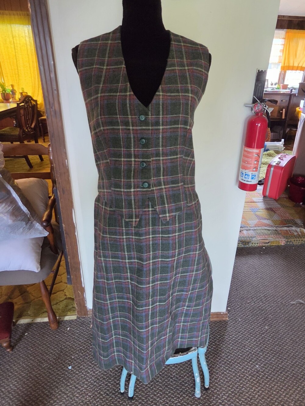 Vintage 70s Plaid 2-Piece Vest & Skirt Set | Dark Academia Preppy Tartan Wool